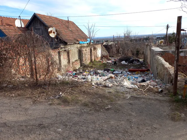 Eladó telek Miskolc, Tetemvár felsősor 130. 143 nm