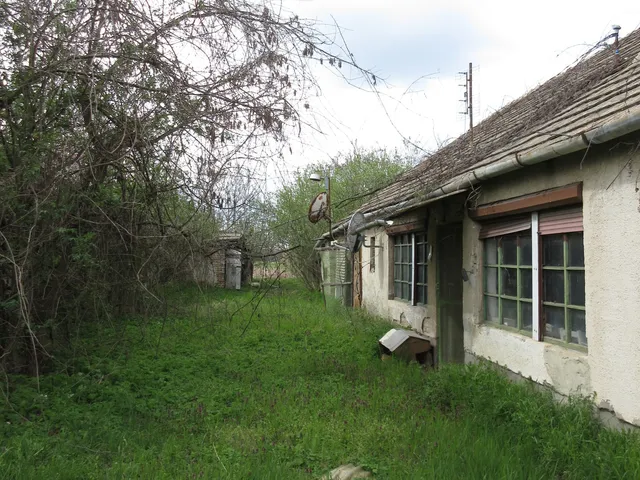 Eladó ház Sárbogárd, Fehérvári utca 96. 78 nm