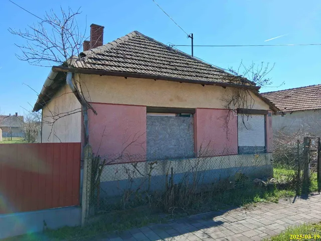 Eladó ház Egyek, Fő utca 180. 115 nm