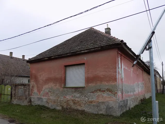 Eladó ház Decs, Arany János utca 13. 82 nm