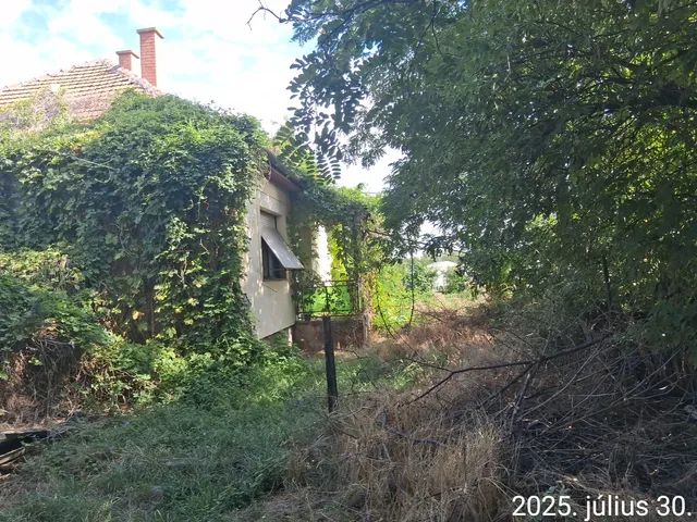 Eladó ház Poroszló 89 nm