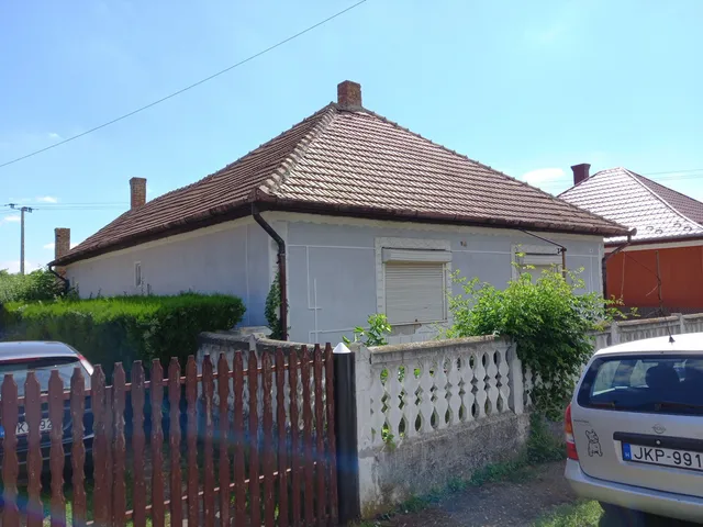 Eladó ház Hejőbába 87 nm