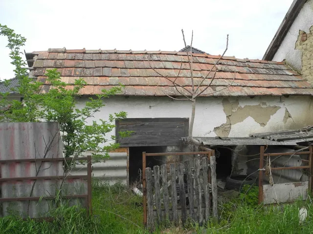Eladó ház Cegléd, Harcsa utca 2. 131 nm