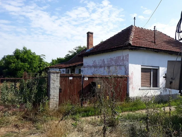 Eladó ház Mezőkovácsháza, Szabadság utca 74. 100 nm