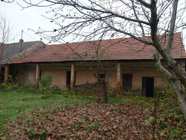 Eladó ház Csorvás, Hunyadi utca 9 188 nm