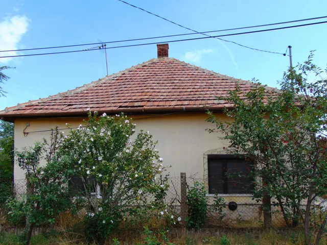 Eladó ház Egyek 103 nm