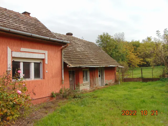 Eladó ház Szabadhidvég, Fő utca 14 172 nm