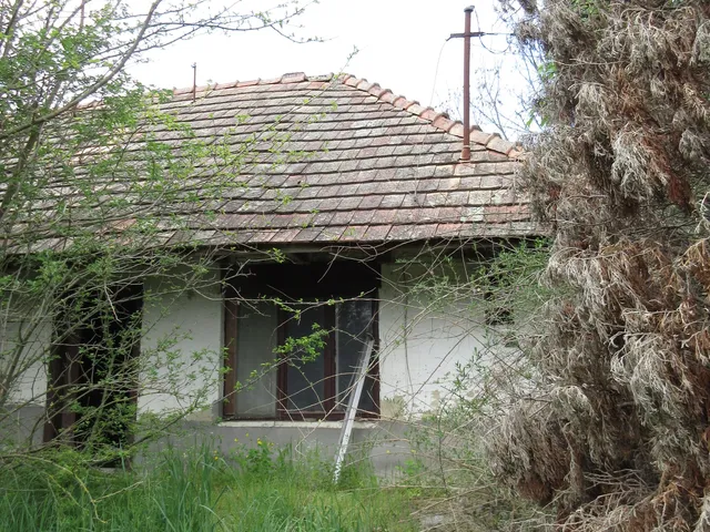 Eladó ház Szabadhidvég 61 nm