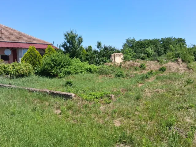 Eladó telek Taktakenéz, Rákóczi Ferenc utca 20 1450 nm