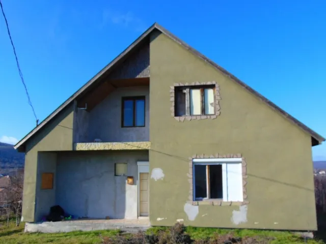 Eladó ház Buják, Kertész út 10 119 nm