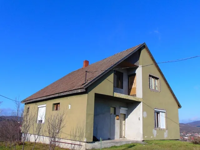 Eladó ház Buják, Kertész út 10 119 nm