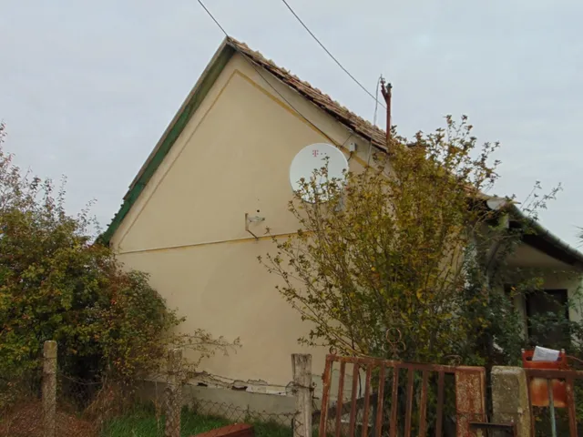 Eladó ház Kisláng 51 nm