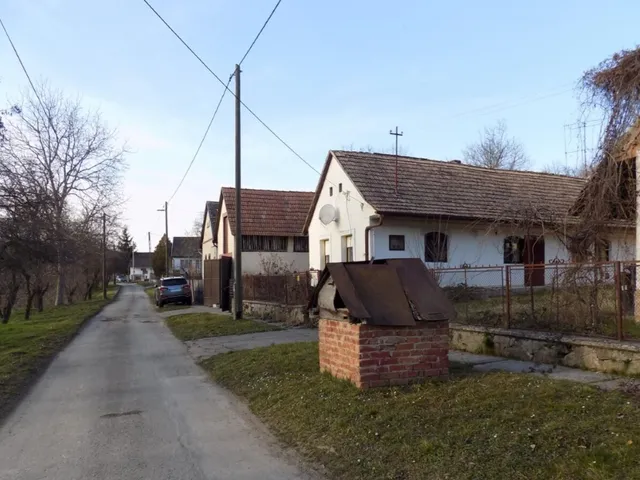 Eladó ház Hegyhátmaróc, Hunyadi János utca 49. 170 nm