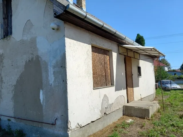 Eladó ház Dombrád, Táncsics út 1/A. 76 nm