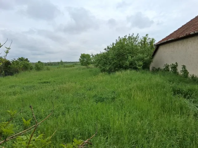 Eladó telek Karácsond, 3281 Karácsond, Vasút út 26. 1441 nm
