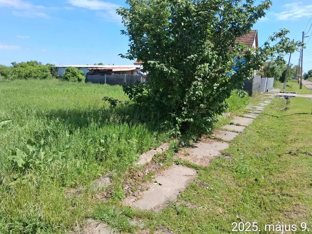 Eladó telek Tarnaörs, Zrínyi Ilona út 4. 960 nm