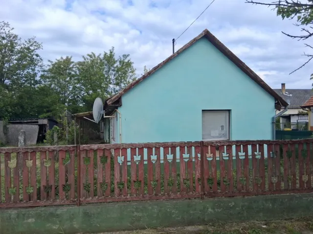 Eladó ház Mezőcsát 73 nm
