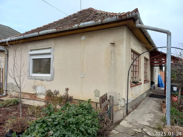 Eladó ház Mezőberény, Szarvasi út 41 71 nm
