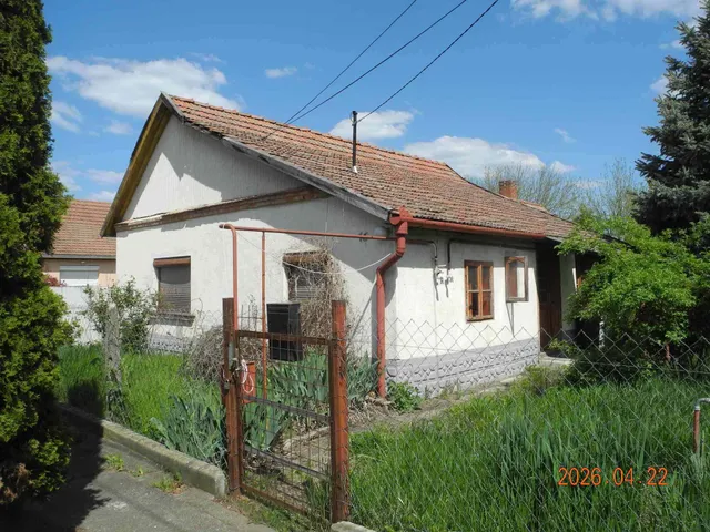 Eladó ház Jászberény, Tél utca 16 112 nm
