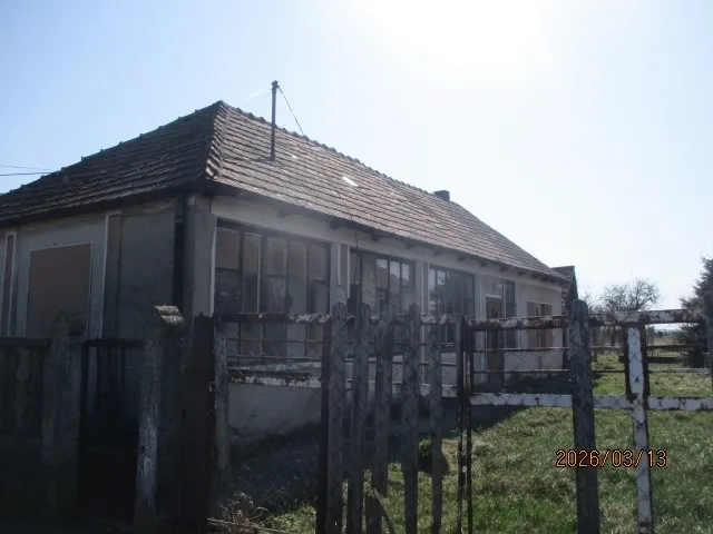 Eladó ház Berzék, Esze Tamás utca 19 64 nm