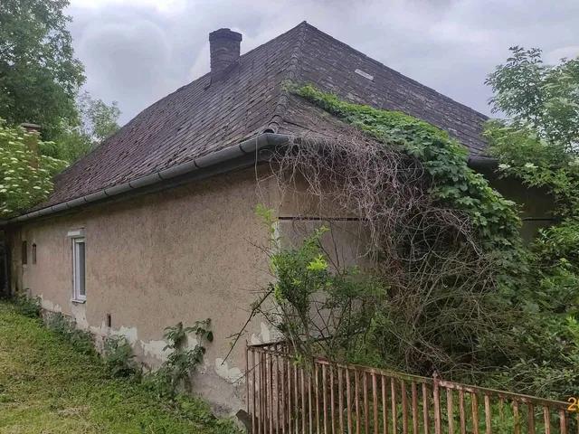 Eladó ház Salgótarján, Fenyvesalja utca 20 81 nm