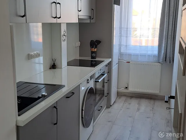 Eladó lakás Pápa 54 nm