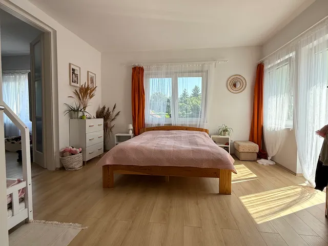 Eladó lakás Zánka 144 nm