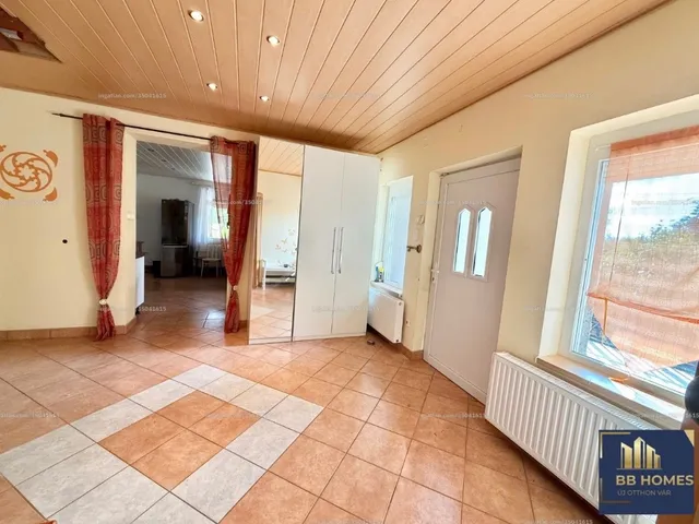 Eladó ház Balatonfőkajár 180 nm