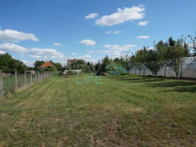 Eladó telek Győr, Győrszentiván 1180 nm
