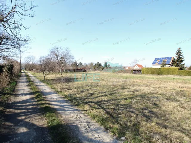 Eladó mezőgazdasági ingatlan Győr 796 nm