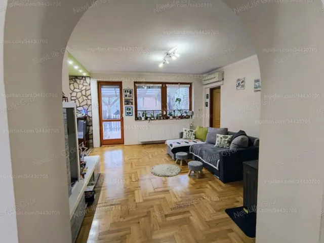Eladó ház Sobor 144 nm