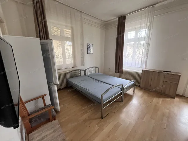 Eladó ház Győr 180 nm