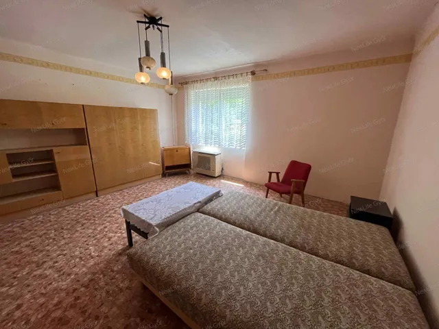 Eladó ház Győrújbarát 125 nm