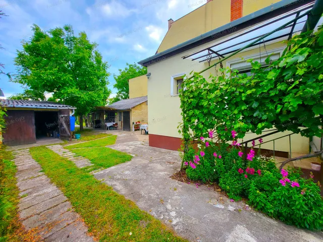 Eladó ház Győr, Szabadhegy, Szent Imre utca 72 nm