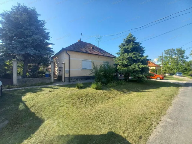 Eladó ház Kóny 120 nm