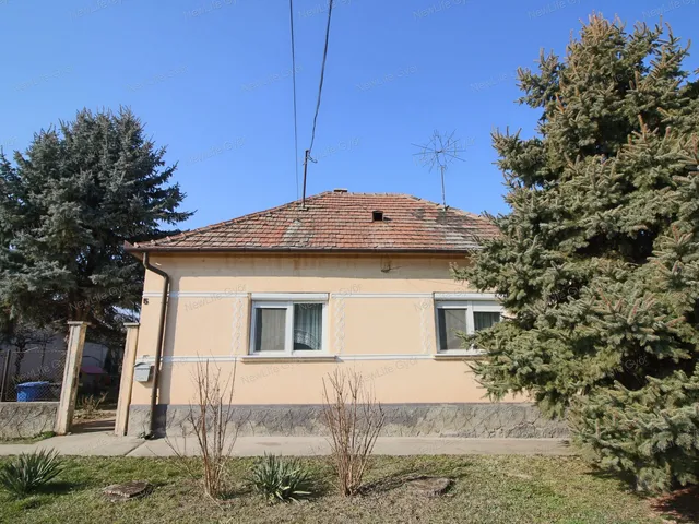 Eladó ház Kóny 120 nm