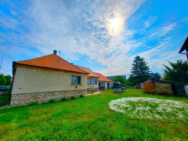 Eladó ház Győr, Ménfőcsanak 119 nm