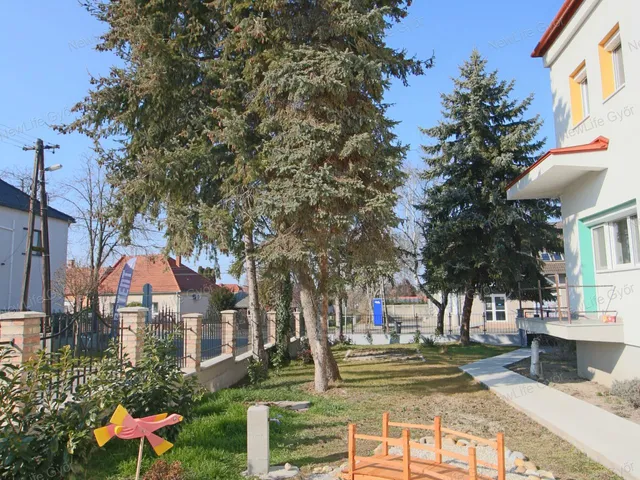 Eladó lakás Győr, Szabadhegy 90 nm