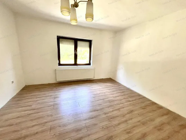 Eladó ház Sobor 86 nm