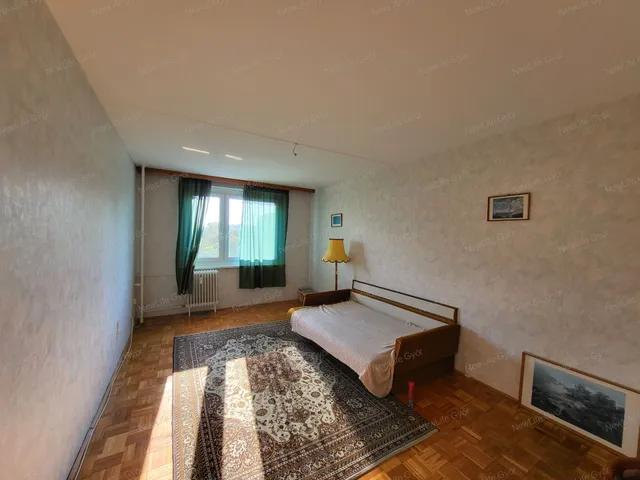 Eladó lakás Győr, Adyváros 53 nm