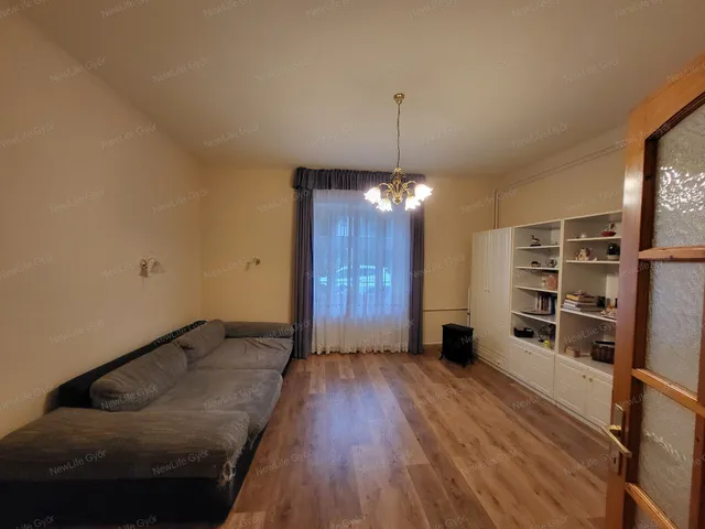 Eladó lakás Győr, Gyárváros 45 nm