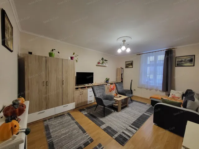 Eladó lakás Győr, Belváros 70 nm