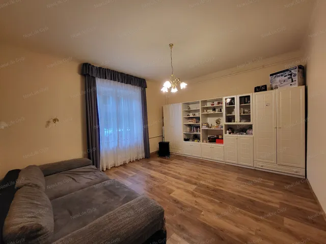 Eladó lakás Győr, Gyárváros 45 nm