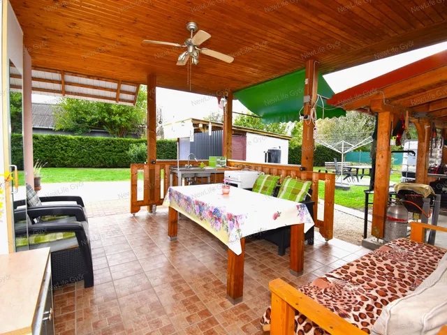 Eladó ház Rábapatona 79 nm