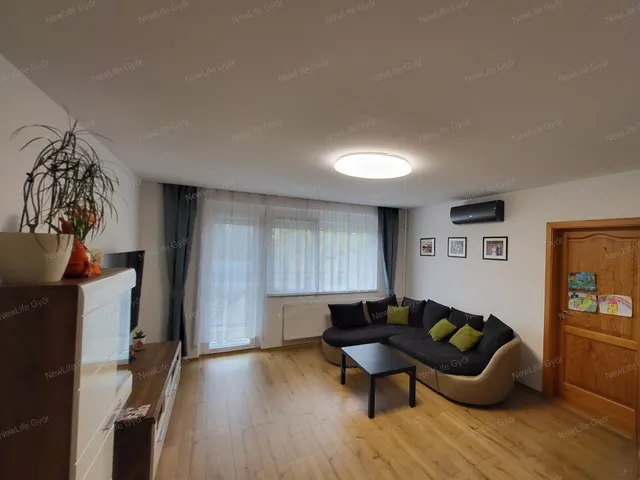 Eladó lakás Győr, Szabadhegy 82 nm