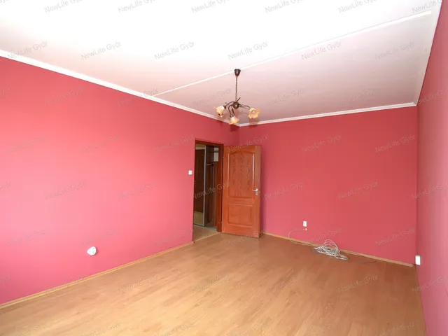 Eladó lakás Győr, Nádorváros 53 nm