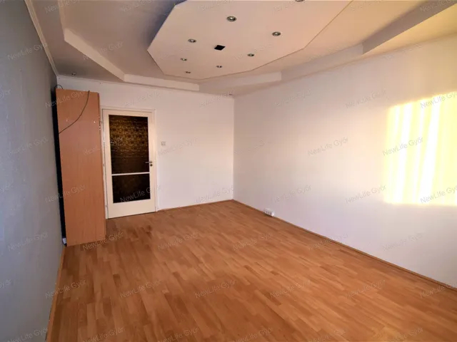 Eladó lakás Győr 62 nm