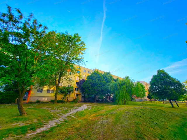 Eladó lakás Győr, Adyváros 50 nm