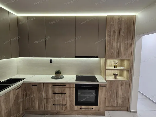 Eladó lakás Győr, Adyváros 53 nm