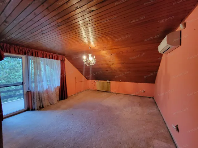 Eladó ház Győr, Kisbácsa 205 nm